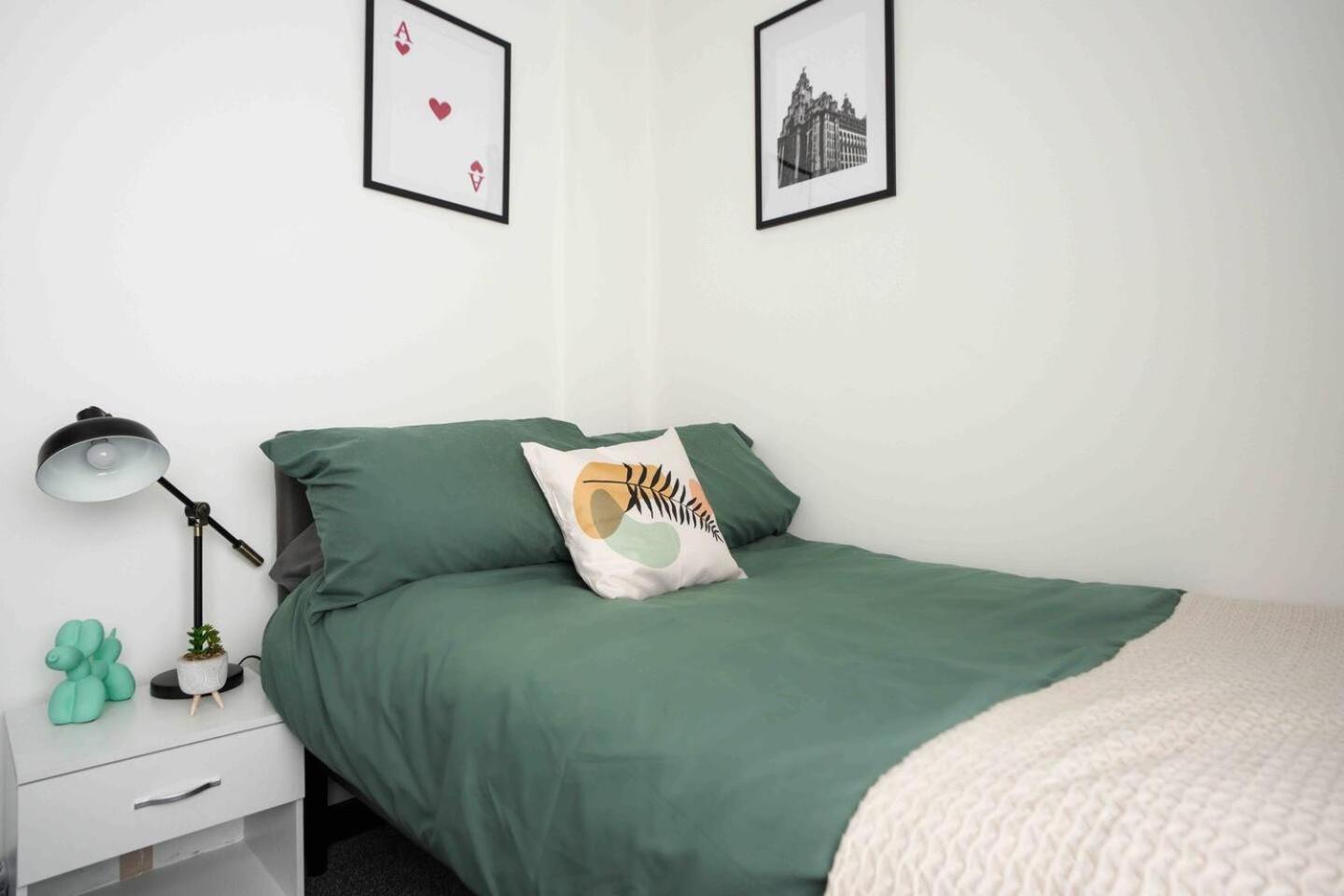 3-bed Scouse House Near Anfield & Goodison Дом отдыха